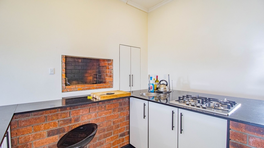 3 Bedroom Property for Sale in Britannia Beach Estate Western Cape